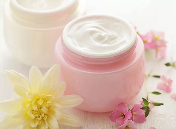 Cremes mit Retinol